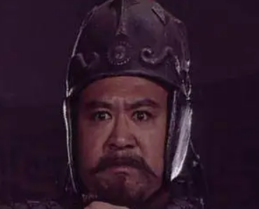 三国时期徐晃的统兵能力与王平相比如何？