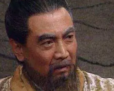 都是打了败仗，许褚与曹洪受到的待遇为何不同？