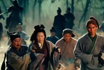 刘备为什么携民渡江？百姓又为什么跟着刘备一起跑呢？