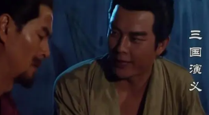孙策临终前为什么托孤于文臣张昭，而不是武将周瑜？