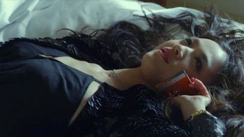 《波西杰克逊与神火之盗》拜金女孩做了土豪的小三，还跑去国外待产，但陪她的只有名牌包包