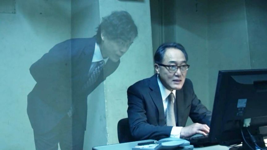 《幽灵员工》男子因加班猝死，没想到死后放心不下工作，便去找同事代替加班《猝死》
