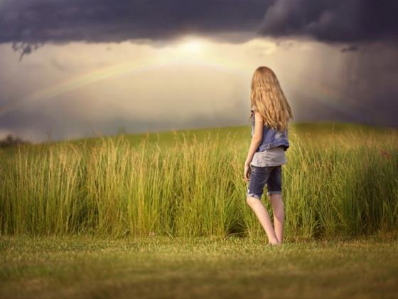 【正能量】写给朋友励志积极正能量的句子（朋友之间激励的正能量句子）