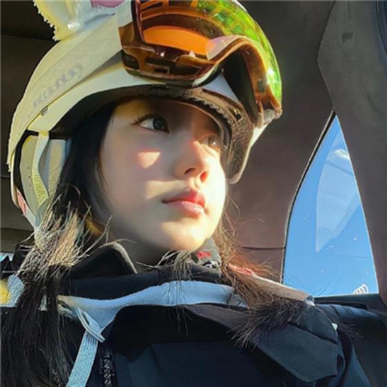 【唯美】心向大海天空蔚蓝唯美句子（蓝天大海的唯美句子）