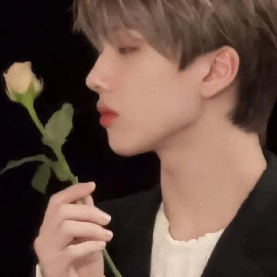 【正能量】励志正能量短句感人句子（励志语录大全正能量句子短句）