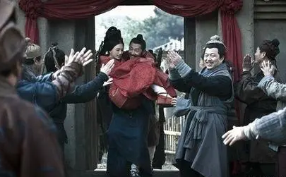吕雉已经失宠，为何能在刘邦死后迅速掌控朝政？